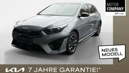 Neu Kia Ceed GT GT-Line 140 PS (102 kW) 2026 Silber Limousine