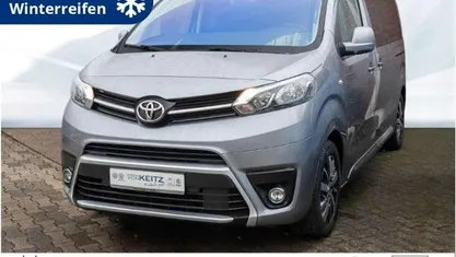 Gebraucht 2024 Toyota Proace Verso Comfort Kombi | 32.950 € (Superpreis)