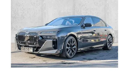 Gebraucht BMW M760e M Sport 659 PS (484 kW) 2026 Limousine