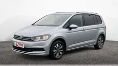 Silber Gebraucht 2024 VW Touran S Van / Kleinbus | 32.945 € (Fairer Preis)