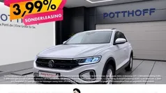 Pure white Gebraucht 2024 VW T-Roc Life SUV | 23.443 € (Guter Preis)