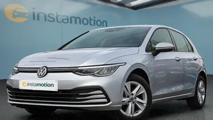Gebraucht VW Golf VIII Life 131 PS (96 kW) 2020 Silber Kleinwagen