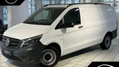 Używany Mercedes Vito 190 KM (139 kW) 2024 Biały Van