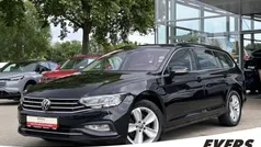 Deep black perleeffekt Gebraucht 2021 VW Passat Business Kombi | 25.830 € (Fairer Preis)