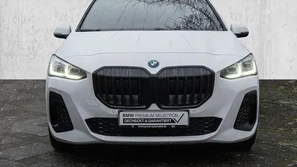 Gebraucht BMW 225 Shadowline 245 PS (180 kW) 2022 Weiß Van / Kleinbus