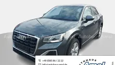 Grau Gebraucht 2024 Audi Q2 S-Line SUV | 29.490 € (Fairer Preis)