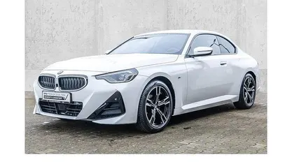 Gebraucht BMW 220 M Sport 184 PS (135 kW) 2025 Weiß Coupé