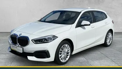 Gebraucht BMW 118 Advantage 140 PS (102 kW) 2020 Weiß Kleinwagen