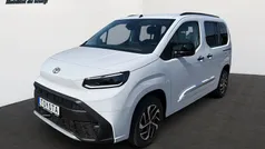 Icy white Gebraucht 2025 Toyota Proace Verso City Kombi | 37.990 € (Fairer Preis)