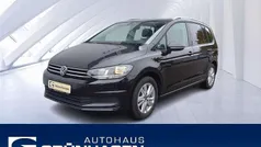 Gebraucht 2024 VW Touran Comfortline Van / Kleinbus | 33.480 € (Fairer Preis)