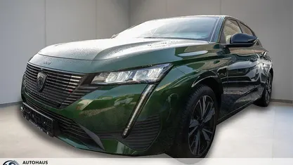 Gebraucht Peugeot 308 Allure 131 PS (96 kW) 2023 Grün Limousine