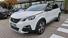 Perlmutt weiß Gebraucht 2018 Peugeot 5008 S SUV | 16.480 € (Fairer Preis)