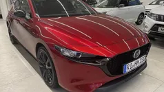 Soul red crystal m (metallic) Gebraucht 2024 Mazda 3 Center-Line Limousine | 26.500 € (Superpreis)