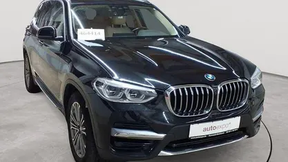 Saphirschwarz metallic Gebraucht 2021 BMW X3 Luxury Line SUV | 26.290 € (Fairer Preis)