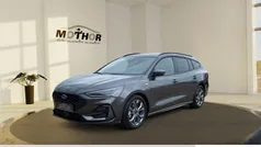 Magneticgrau Gebraucht 2024 Ford Focus ST-Line Kombi | 24.679 € (Superpreis)