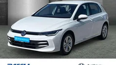 Gebraucht 2024 VW Golf VIII Life Limousine | 23.990 € (Guter Preis)