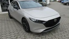 Silber Neu 2025 Mazda 3 Nagisa Limousine | 26.990 € (Fairer Preis)