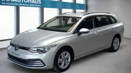 Gebraucht VW Golf VIII Life 116 PS (85 kW) 2024 Silber Kombi