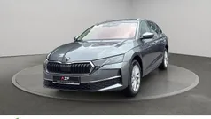 Grau Gebraucht 2025 Skoda Octavia Selection Kombi | 28.990 € (Fairer Preis)