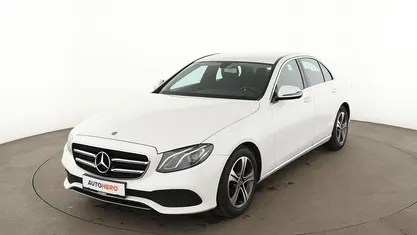 Gebraucht Mercedes E200 Avantgarde 160 PS (117 kW) 2019 Weiß Limousine