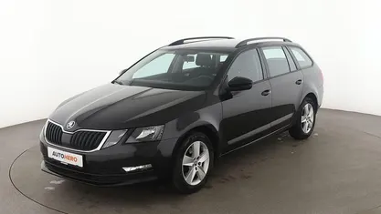 Schwarz Gebraucht 2017 Skoda Octavia Ambition Kombi | 14.650 € (Fairer Preis)
