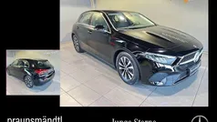 Schwarz Gebraucht 2024 Mercedes A180 Limousine | 26.450 € (Fairer Preis)