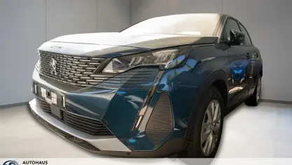 Gebraucht Peugeot 3008 Active 136 PS (100 kW) 2024 Blau SUV