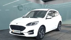 Weiß Gebraucht 2022 Ford Kuga ST-Line SUV | 26.823 € (Guter Preis)