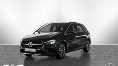 Unilack nachtschwarz Gebraucht 2024 Mercedes B200 Progressive Van / Kleinbus | 29.490 € (Superpreis)
