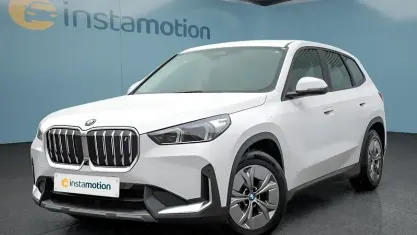Gebraucht BMW iX1 230 kW (313 PS) 2023 Weiß SUV