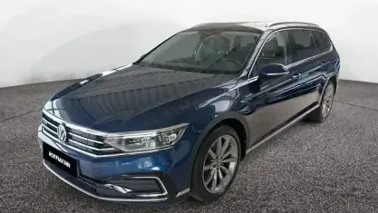 Second-hand VW Passat GTE 218 CP (160 kW) 2021 Albastru Break