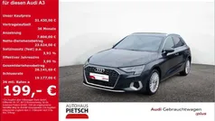 Grau Gebraucht 2024 Audi A3 Sportback Ambiente Limousine | 31.430 € (Guter Preis)