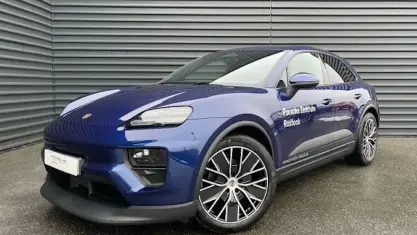 Gebraucht Porsche Macan 4 Electric 300 kW (408 PS) 2026 Blau SUV