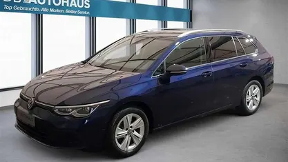 Gebraucht VW Golf VIII Life 131 PS (96 kW) 2023 Kombi