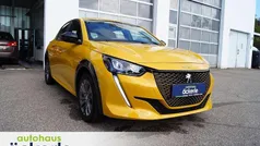 Gelb Gebraucht 2022 Peugeot e-208 Active Kleinwagen | 15.990 € (Fairer Preis)