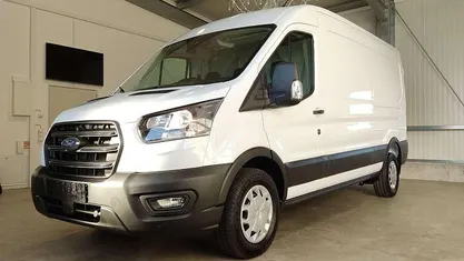 Frost weiß Gebraucht 2022 Ford Transit Trend Van / Kleinbus | 28.990 € (Fairer Preis)