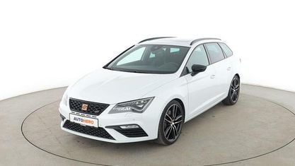 Używany Seat Leon 4Drive 301 KM (221 kW) 2020 Biały Kombi