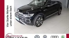 Deep black perleffekt (metallic) Gebraucht 2024 VW T-Roc Cabriolet Move Cabrio | 31.650 € (Guter Preis)