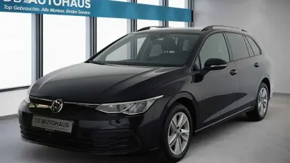 Gebraucht VW Golf VIII Life 110 PS (80 kW) 2022 Schwarz Kombi