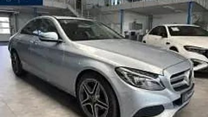 Używany Mercedes C250 204 KM (150 kW) 2017 Srebrny Sedan/Limuzyna