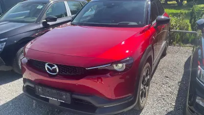 Gebraucht Mazda MX30 Ad'Vantage 170 PS (125 kW) 2024 Soul red crystal m: black roof SUV