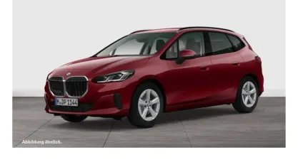 Gebraucht BMW 220 Active Tourer Luxury Line 156 PS (114 kW) 2025 Piemont rot Van / Kleinbus
