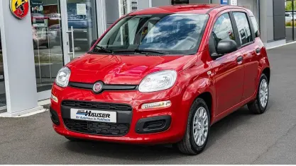 Używany Fiat Panda 69 KM (50 kW) 2025 Czerwony Sedan/Limuzyna
