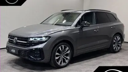 Gebraucht VW Touareg R-line 286 PS (210 kW) 2025 Grau SUV