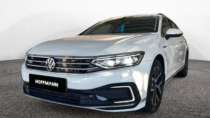 Glacier white metallic Gebraucht 2022 VW Passat GTE Kombi | 26.478 € (Fairer Preis)