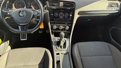 Gebraucht VW Golf VII Comfortline 110 PS (80 kW) 2018 Limousine