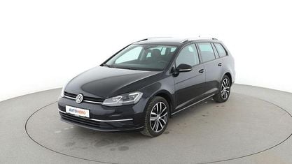 Używany VW Golf VII Sound 125 KM (91 kW) 2018 Czarny Kombi