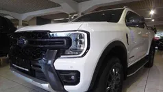 Frostweiß Gebraucht 2025 Ford Ranger Wildtrack Abholung | 56.990 € (Fairer Preis)
