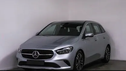 Gebraucht Mercedes B180 Progressive 136 PS (100 kW) 2025 Van / Kleinbus