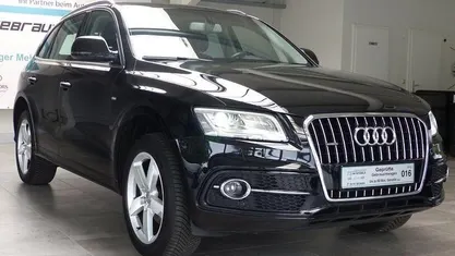 Schwarz brillantschwarz (metallic) Gebraucht 2016 Audi Q5 S-Line SUV | 19.490 € (Fairer Preis)